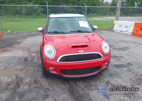 2007 Mini Cooper S из США, поврежденный, VIN WMWMF73587TT81487
